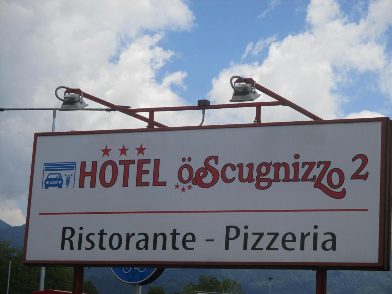 Hotel O'Scugnizzo 2 Belluno Exterior foto