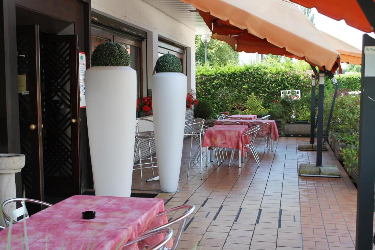 Hotel O'Scugnizzo 2 Belluno Exterior foto